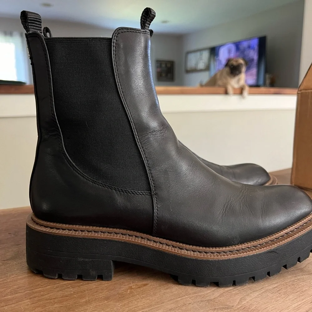 Sam Edelman Chelsea Boot - Picture 6 of 14
